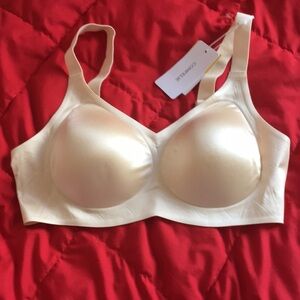 NWT Comfelie Padded Bras